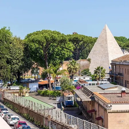 Cozy And Bright Pyramid *