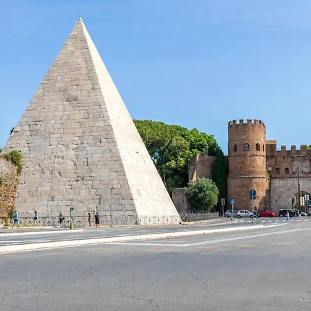 Appartement Cozy And Bright Pyramid Rome